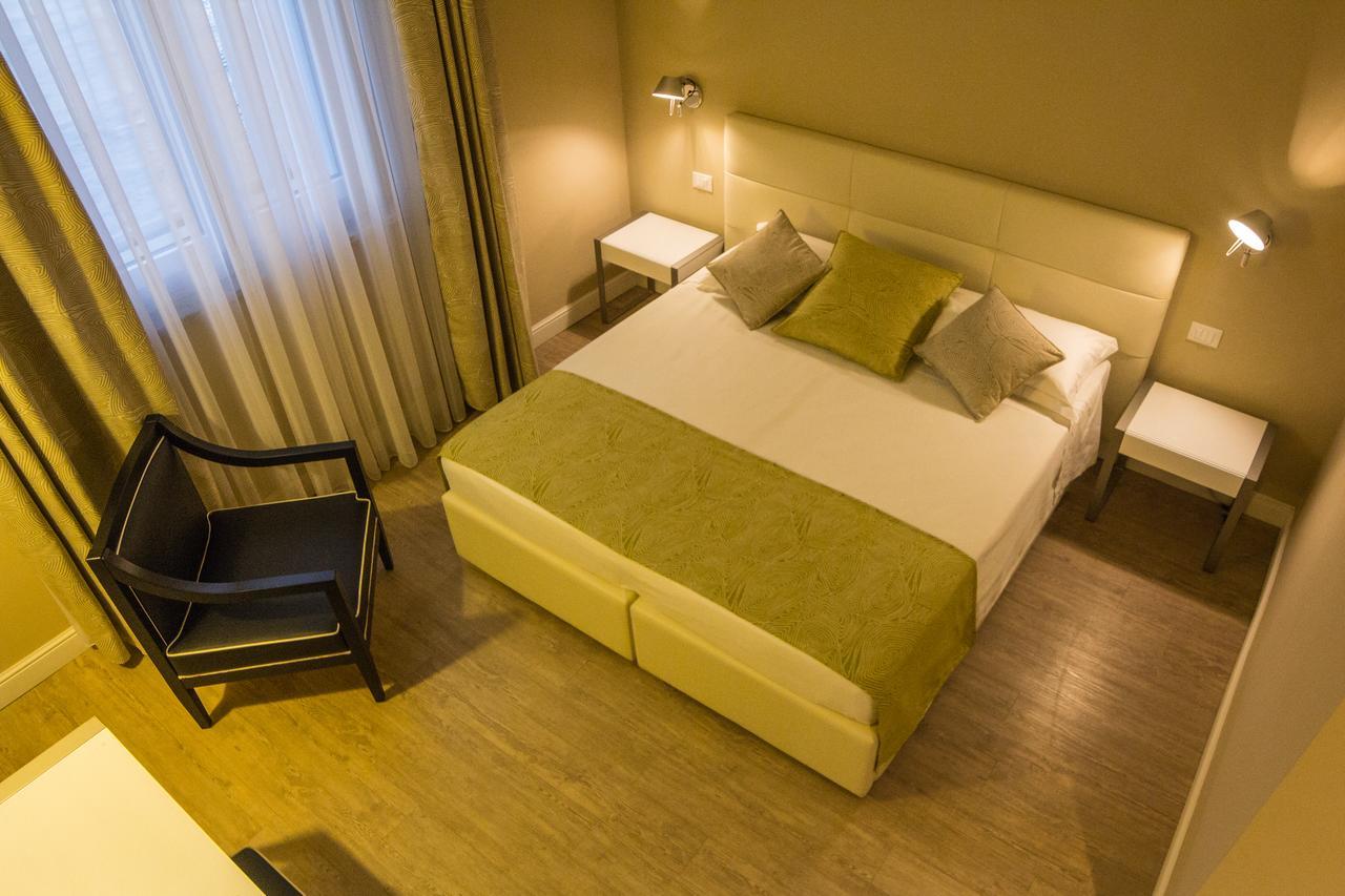 ליבורנו Hotel Universal מראה חיצוני תמונה