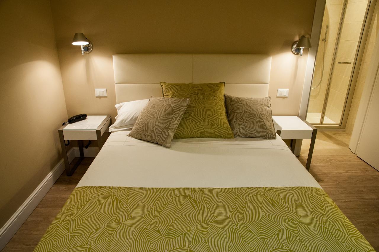 ליבורנו Hotel Universal מראה חיצוני תמונה